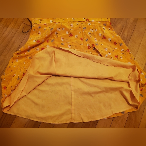 Madewell Silk Belladonna yellow orange mini dress. Carnations, floral. 14. Plus. - Picture 10 of 11